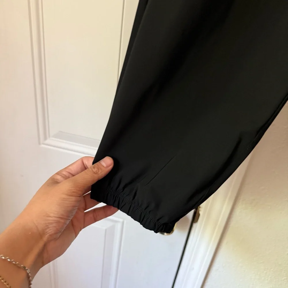 VUORI black knit‎ elastic drawstring waist athletic cropped jogger sweat pants